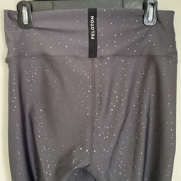 Peloton Show Up Sparkle Legging. New. - Picture 3 of 4